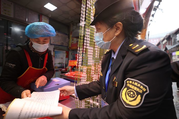 “守底线、查隐患、保安全”，济南深化食品安全专项行动延至2023年3月